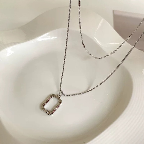 ⚡️2-Piece Stacked Square Pendant Necklace - Silver - Picture 3 of 10